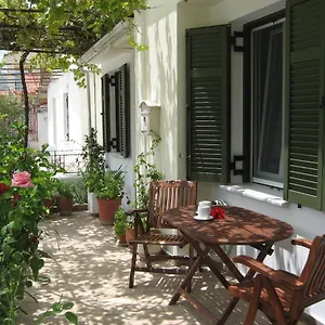 Apartment Nostalgia A In 50 Metres From The Sea, Sami (Kefalonia)